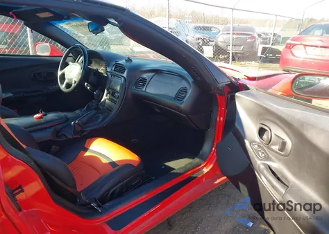 2000 Chevrolet Corvette z USA, uszkodzony, nr VIN 1G1YY22G3Y5101624